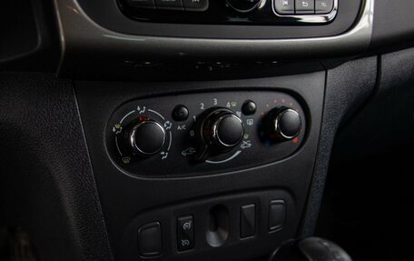 Renault Sandero II рестайлинг, 2020 год, 1 350 000 рублей, 15 фотография