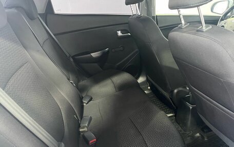 KIA Rio III рестайлинг, 2017 год, 985 000 рублей, 18 фотография