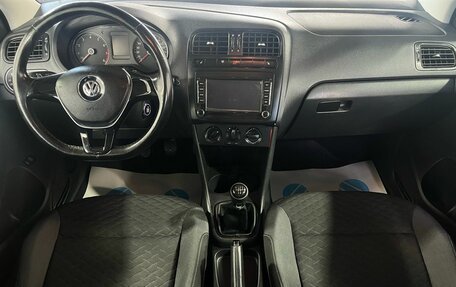 Volkswagen Polo VI (EU Market), 2017 год, 880 000 рублей, 13 фотография