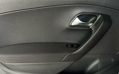 Volkswagen Polo VI (EU Market), 2017 год, 880 000 рублей, 20 фотография