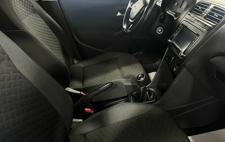 Volkswagen Polo VI (EU Market), 2017 год, 880 000 рублей, 15 фотография