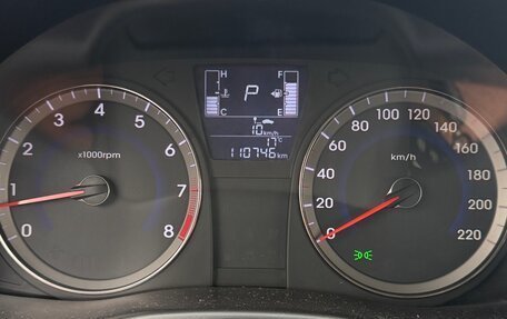 Hyundai Solaris II рестайлинг, 2015 год, 900 000 рублей, 25 фотография