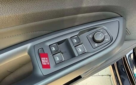 Volkswagen Passat B8 рестайлинг, 2023 год, 1 800 444 рублей, 16 фотография