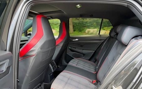 Volkswagen Golf GTI, 2025 год, 4 273 999 рублей, 18 фотография