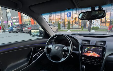Toyota Camry, 2006 год, 870 000 рублей, 10 фотография