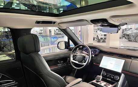 Land Rover Range Rover IV рестайлинг, 2022 год, 18 400 000 рублей, 11 фотография