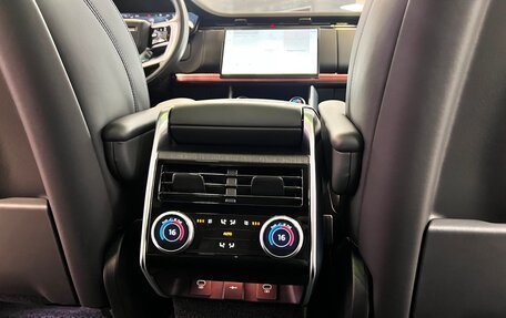 Land Rover Range Rover IV рестайлинг, 2022 год, 18 400 000 рублей, 28 фотография