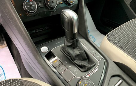 Volkswagen Tiguan II, 2020 год, 3 069 500 рублей, 26 фотография