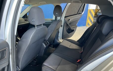 Volkswagen Golf VII, 2013 год, 949 000 рублей, 21 фотография