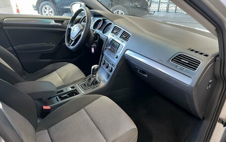 Volkswagen Golf VII, 2013 год, 949 000 рублей, 24 фотография
