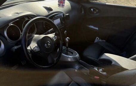 Nissan Juke II, 2011 год, 850 000 рублей, 13 фотография