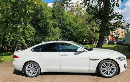 Jaguar XF II, 2018 год, 2 700 000 рублей, 2 фотография