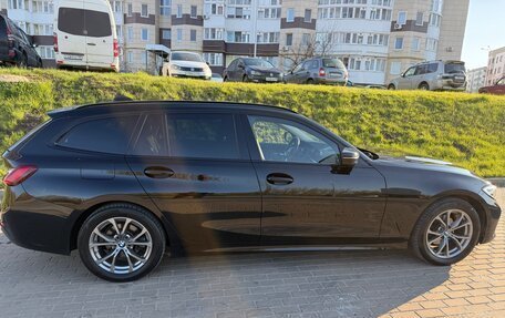 BMW 3 серия, 2020 год, 2 340 000 рублей, 2 фотография