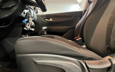 KIA Rio IV, 2019 год, 1 449 990 рублей, 12 фотография