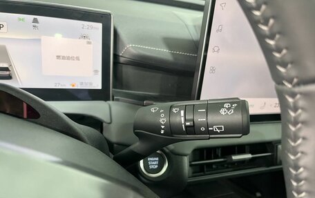 Toyota RAV4, 2025 год, 4 145 000 рублей, 16 фотография