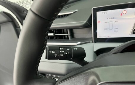 Toyota RAV4, 2025 год, 4 145 000 рублей, 15 фотография