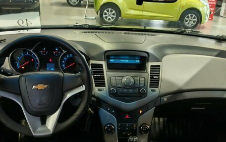 Chevrolet Cruze II, 2012 год, 645 000 рублей, 5 фотография