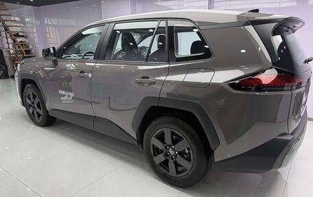 Toyota RAV4, 2026 год, 4 835 000 рублей, 2 фотография