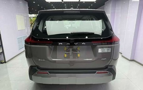 Toyota RAV4, 2026 год, 4 835 000 рублей, 4 фотография