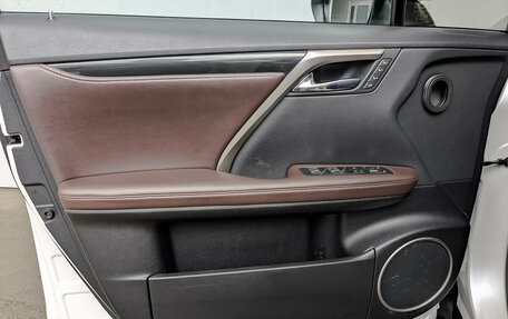 Lexus RX IV рестайлинг, 2018 год, 4 550 000 рублей, 19 фотография