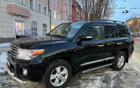 Toyota Land Cruiser 200, 2012 год, 5 000 000 рублей, 1 фотография