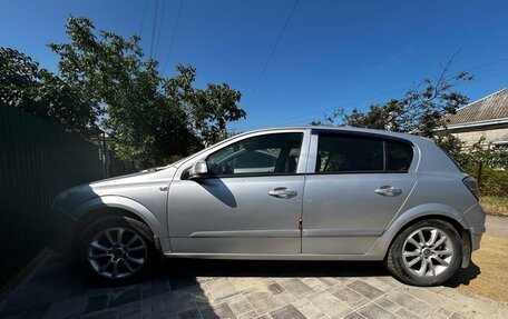 Opel Astra H, 2008 год, 390 000 рублей, 3 фотография