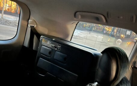 Toyota Land Cruiser 200, 2012 год, 5 000 000 рублей, 8 фотография