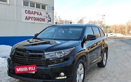 Toyota Highlander III, 2014 год, 3 000 000 рублей, 2 фотография