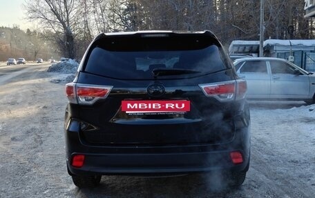 Toyota Highlander III, 2014 год, 3 000 000 рублей, 5 фотография