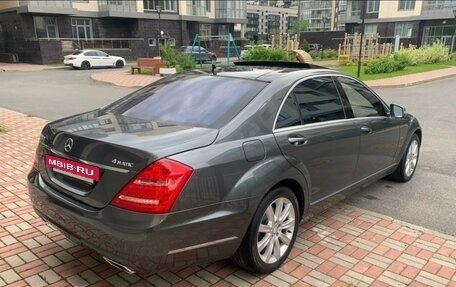 Mercedes-Benz S-Класс, 2013 год, 2 500 000 рублей, 4 фотография