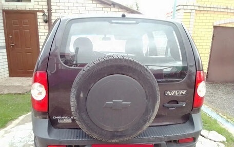 Chevrolet Niva I рестайлинг, 2013 год, 570 000 рублей, 2 фотография