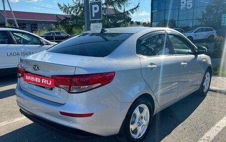 KIA Rio III рестайлинг, 2017 год, 960 000 рублей, 2 фотография