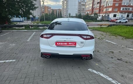KIA Stinger I, 2020 год, 3 150 000 рублей, 7 фотография