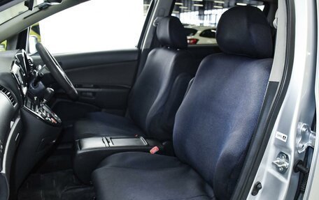 Toyota Wish II, 2004 год, 860 000 рублей, 8 фотография