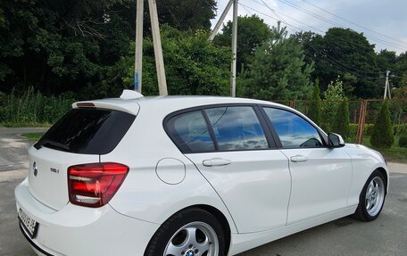 BMW 1 серия, 2012 год, 1 050 000 рублей, 24 фотография