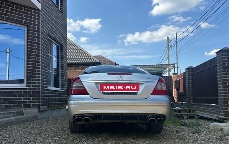Mercedes-Benz E-Класс, 2006 год, 800 000 рублей, 5 фотография