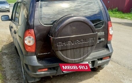 Chevrolet Niva I рестайлинг, 2011 год, 450 000 рублей, 3 фотография