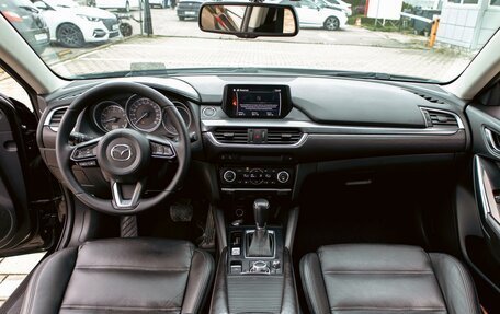Mazda 6, 2018 год, 1 725 000 рублей, 17 фотография