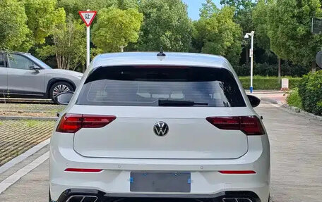 Volkswagen Golf VIII, 2023 год, 2 050 000 рублей, 6 фотография