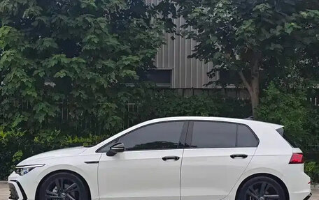 Volkswagen Golf VIII, 2023 год, 2 050 000 рублей, 4 фотография