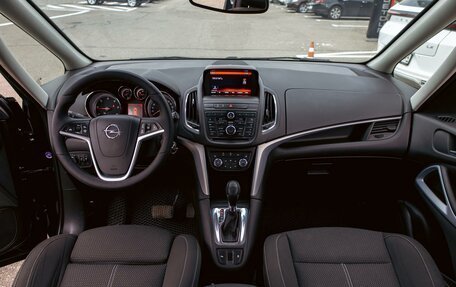 Opel Zafira C рестайлинг, 2016 год, 1 345 000 рублей, 16 фотография