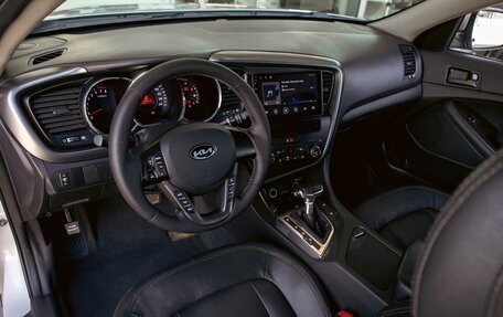 KIA K5 I рестайлинг, 2011 год, 1 145 000 рублей, 13 фотография