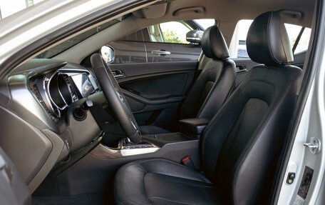 KIA K5 I рестайлинг, 2011 год, 1 145 000 рублей, 11 фотография