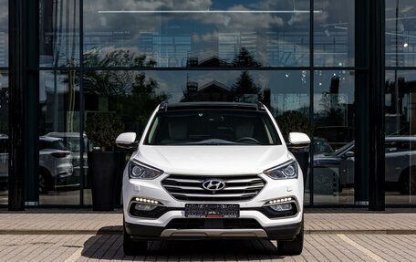 Hyundai Santa Fe III рестайлинг, 2016 год, 1 795 000 рублей, 2 фотография