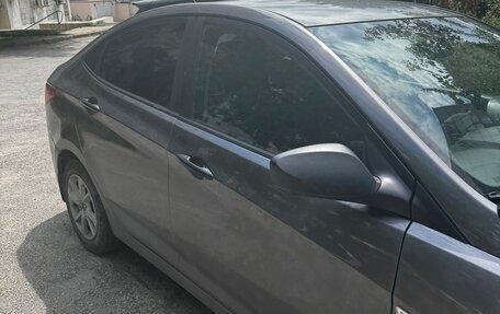 Hyundai Solaris II рестайлинг, 2015 год, 770 000 рублей, 4 фотография