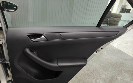 Volkswagen Jetta VI, 2015 год, 989 000 рублей, 17 фотография
