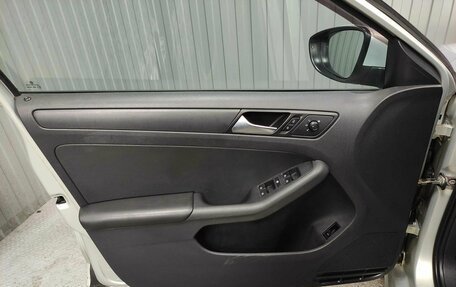 Volkswagen Jetta VI, 2015 год, 989 000 рублей, 14 фотография