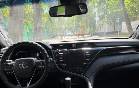 Toyota Camry, 2020 год, 2 850 000 рублей, 6 фотография