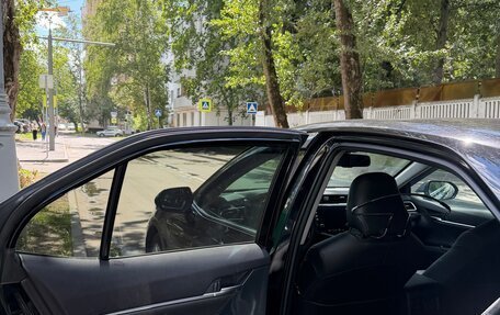 Toyota Camry, 2020 год, 2 850 000 рублей, 8 фотография