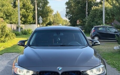 BMW 3 серия, 2012 год, 1 400 000 рублей, 1 фотография